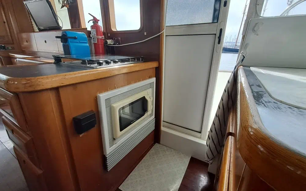 slider 33 Beneteau Swift Trawler 42