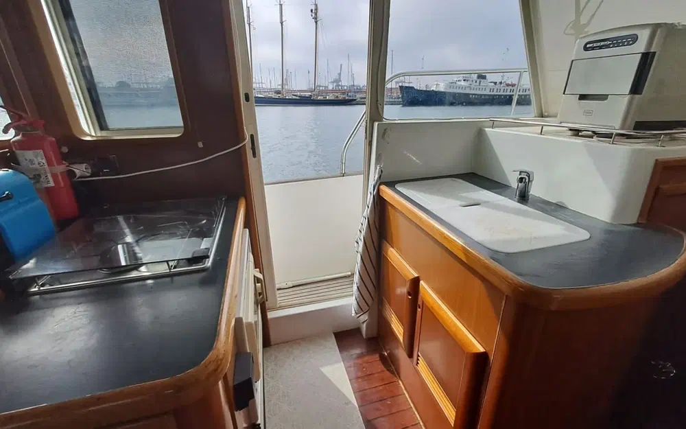 slider 36 Beneteau Swift Trawler 42