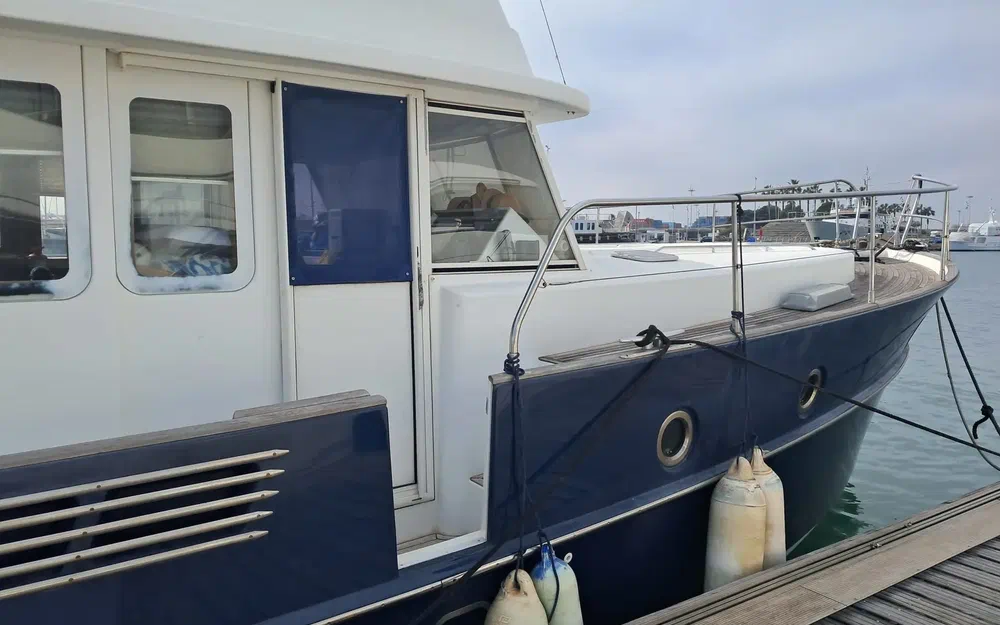 slider 5 Beneteau Swift Trawler 42