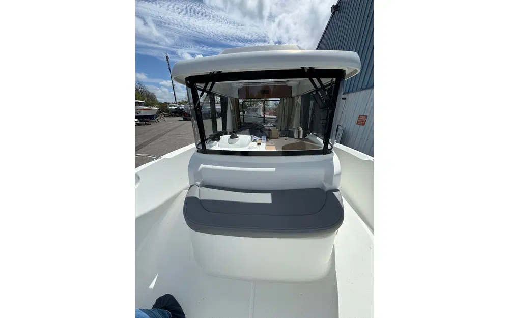 slider 7 Beneteau Barracuda 7