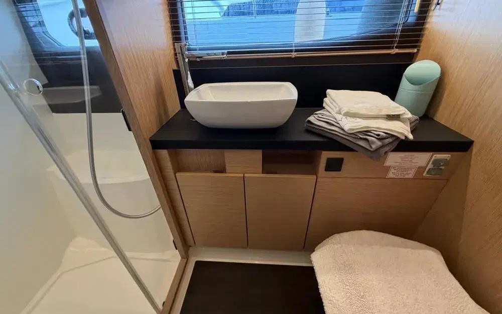 slider 11 Bavaria R40 Fly