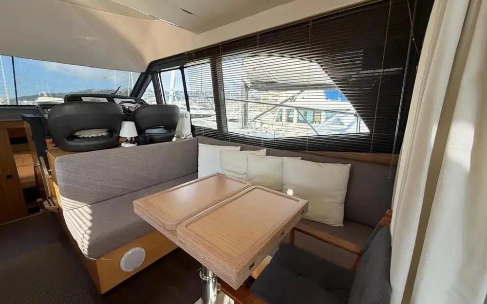 slider 3 Bavaria R40 Fly