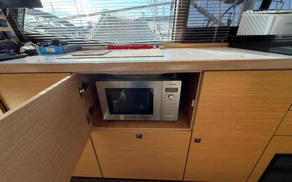 slider 5 Bavaria R40 Fly