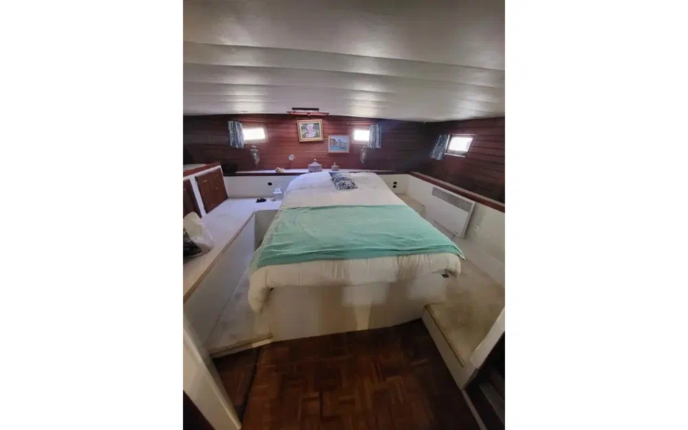 slider 25 Grand Banks 50