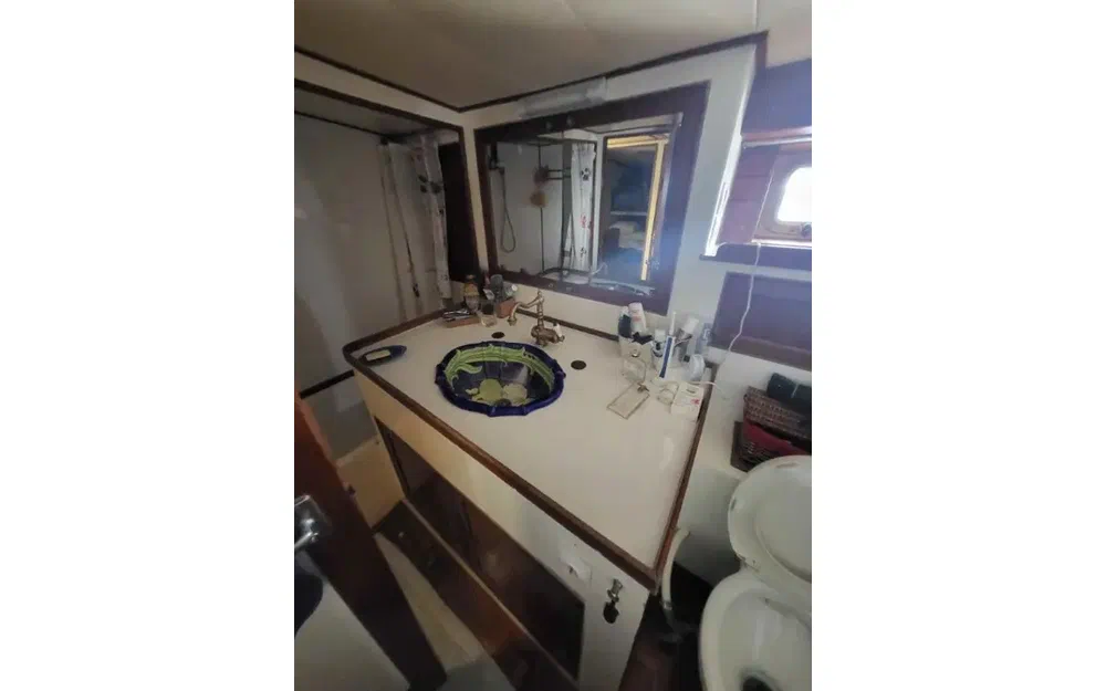 slider 27 Grand Banks 50