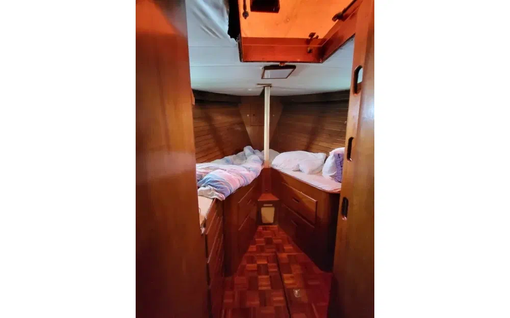 slider 34 Grand Banks 50