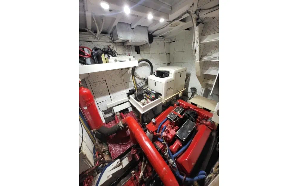 slider 39 Grand Banks 50