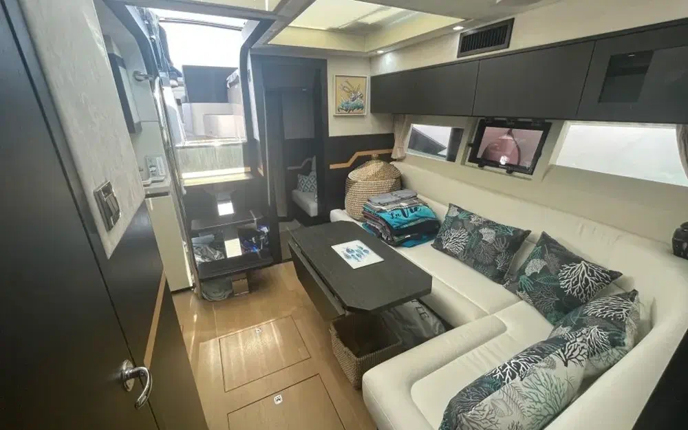 slider 12 Galeon 405 HTL