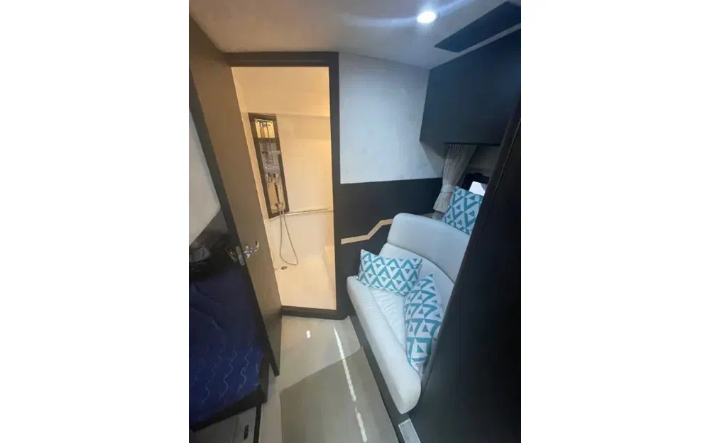 slider 17 Galeon 405 HTL