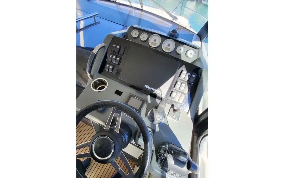 slider 12 Jeanneau Leader 33