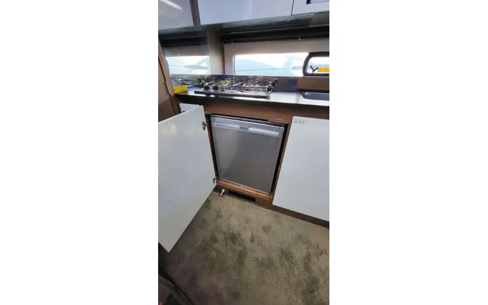 slider 24 Jeanneau Leader 33