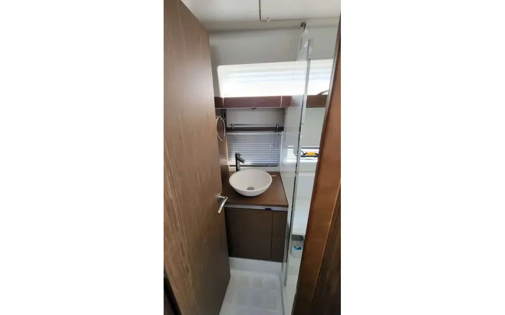 slider 26 Jeanneau Leader 33