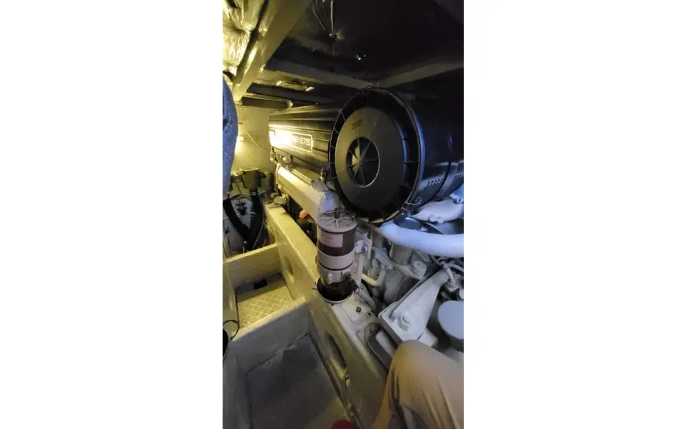 slider 31 Fairline Phantom 50