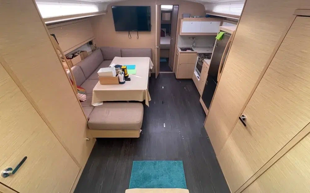 slider 16 Dufour 470