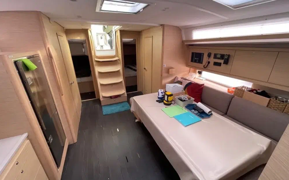 slider 17 Dufour 470