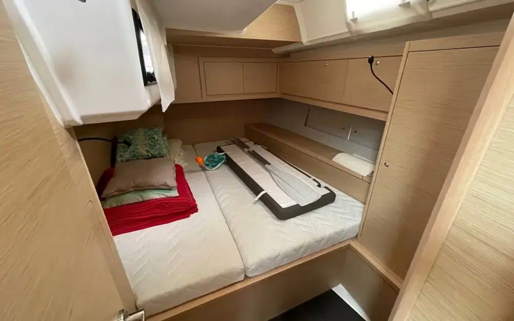 slider 25 Dufour 470