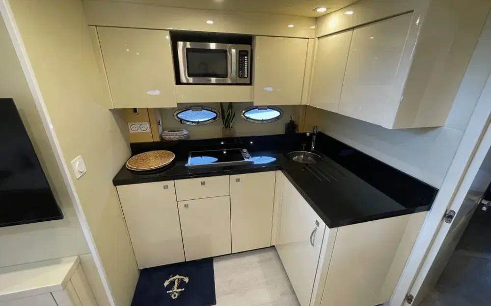 slider 15 Sunseeker Portofino 48