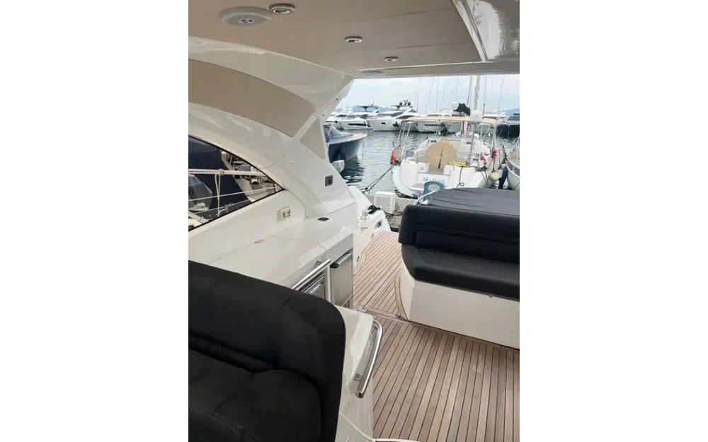 slider 4 Sunseeker Portofino 48