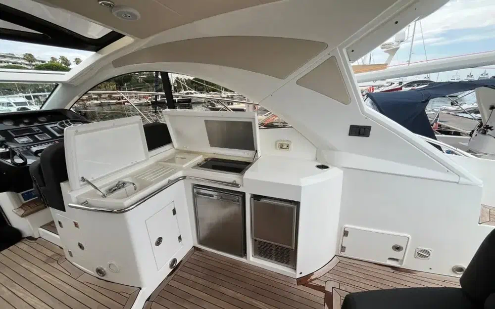 slider 7 Sunseeker Portofino 48