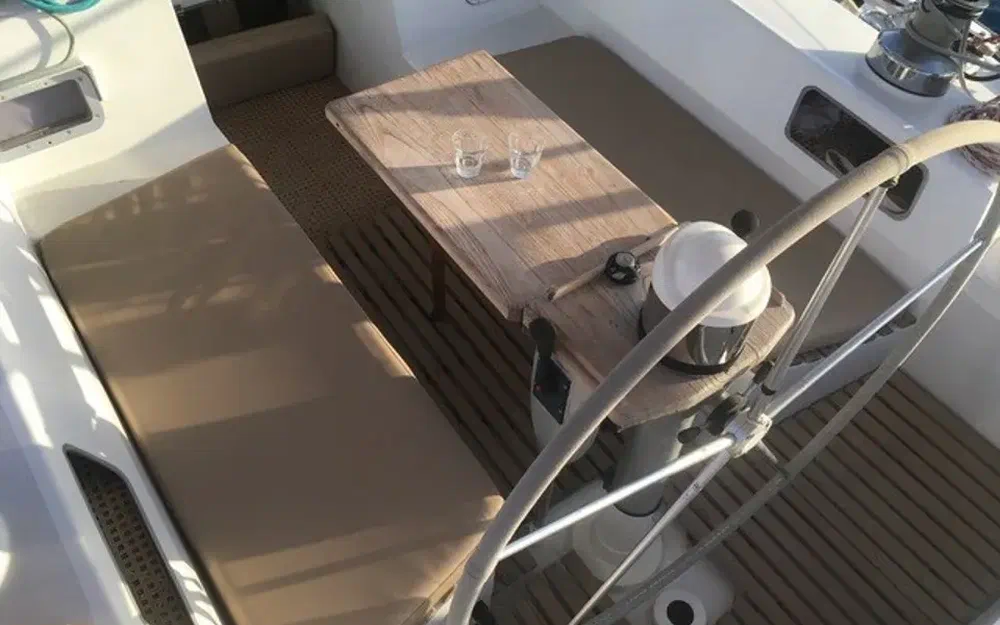 slider 15 CNM Via 52