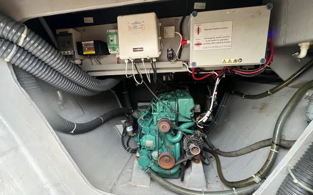 slider 9 Nautitech 46