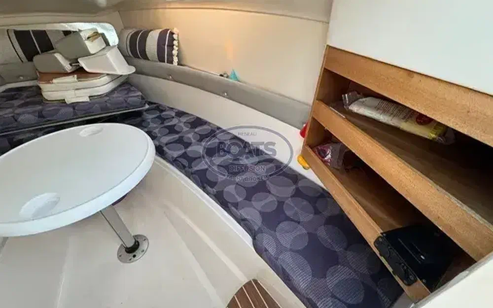 slider 9 Quicksilver 635 WA Commander