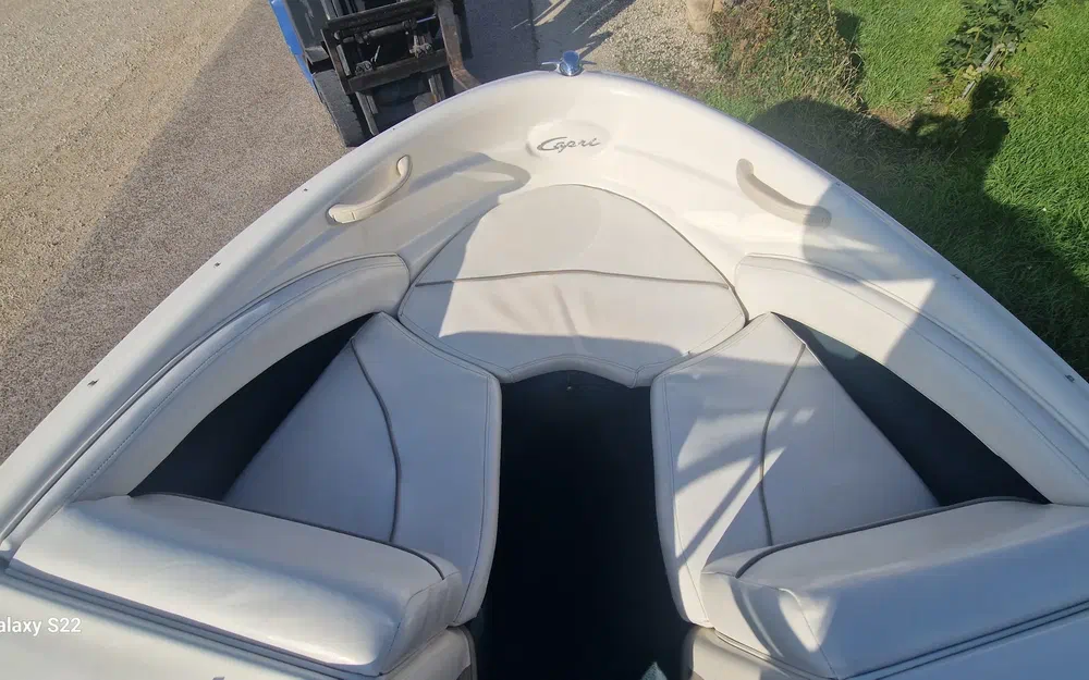 slider 4 Bayliner 1750 Capri