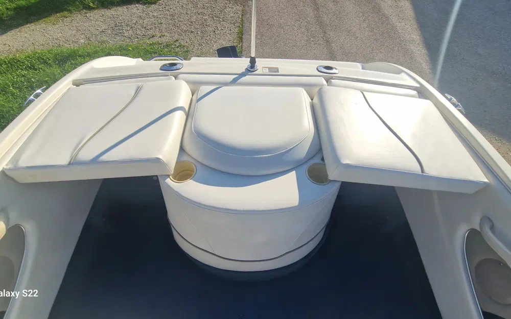 slider 5 Bayliner 1750 Capri