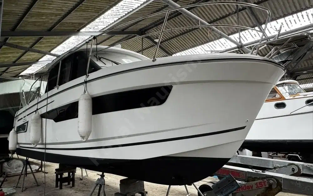 slider 1 Jeanneau Merry Fisher 895