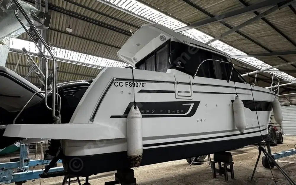 slider 3 Jeanneau Merry Fisher 895