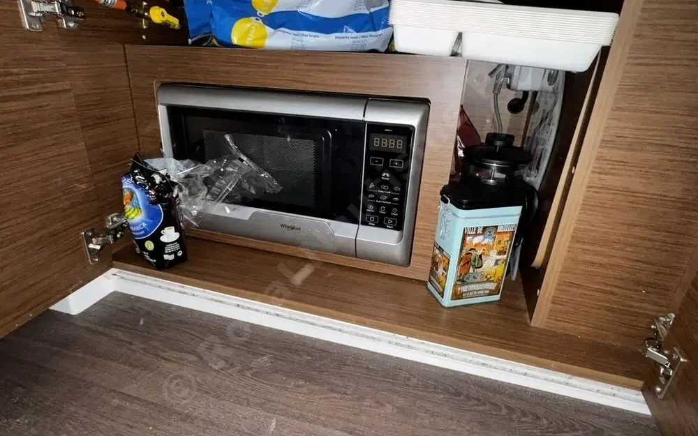 slider 7 Jeanneau Merry Fisher 895