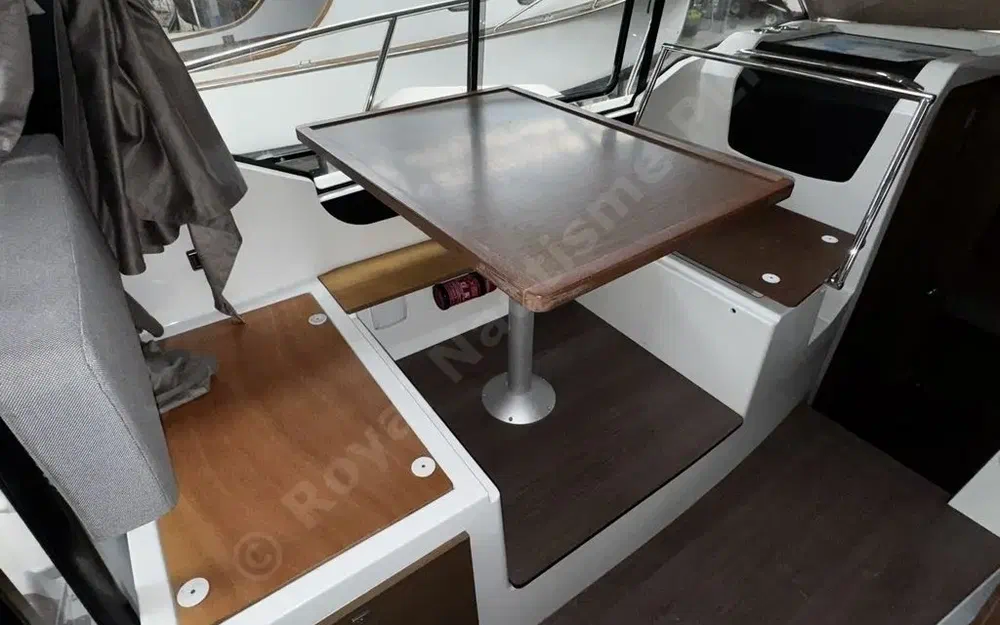 slider 8 Jeanneau Merry Fisher 895