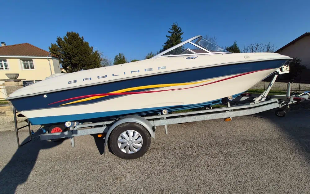 slider 0 Bayliner 1850 Capri Bowrider