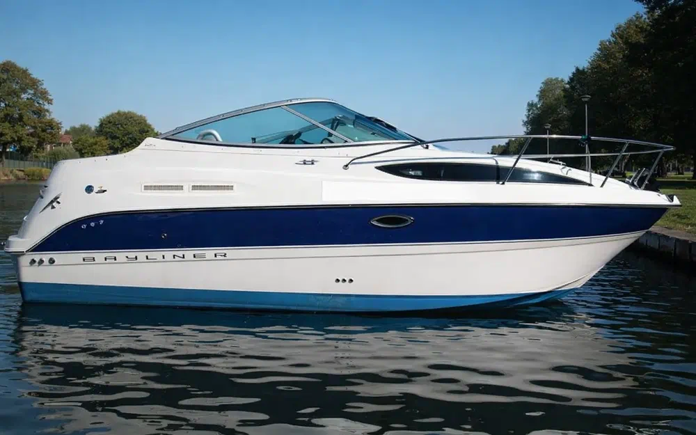 slider 0 Bayliner 245