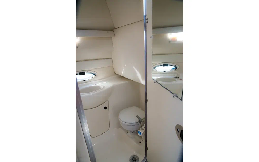 slider 8 Bayliner 245