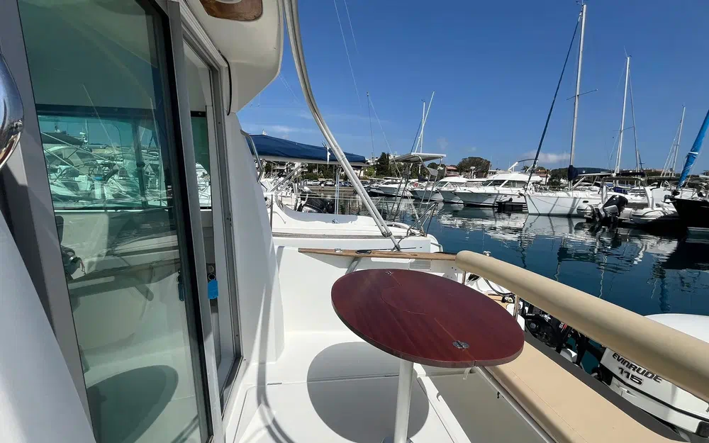 slider 22 Beneteau Antares 650 HB
