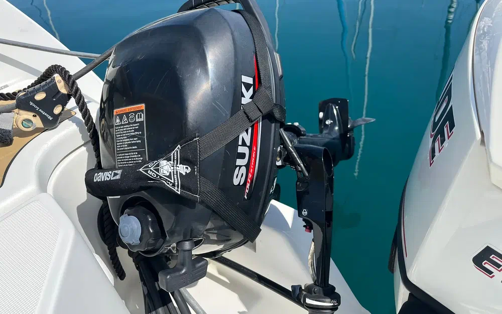 slider 24 Beneteau Antares 650 HB