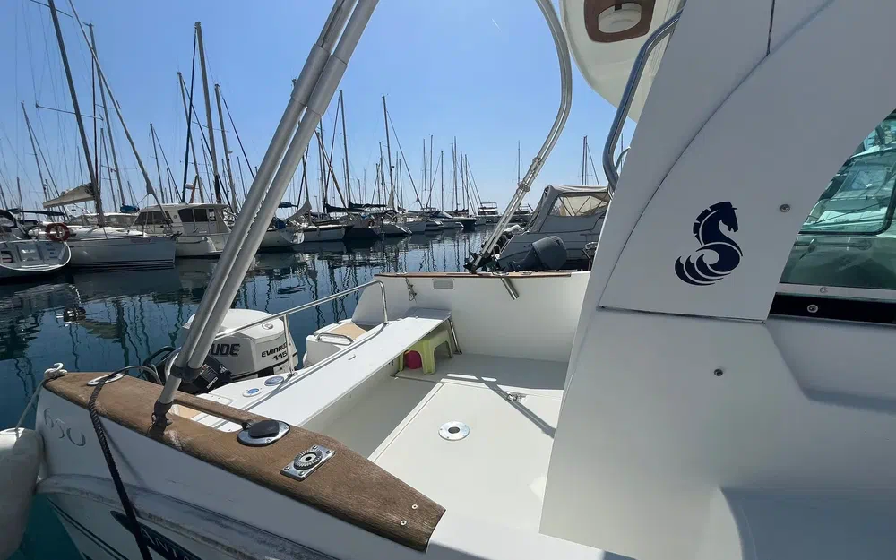 slider 4 Beneteau Antares 650 HB