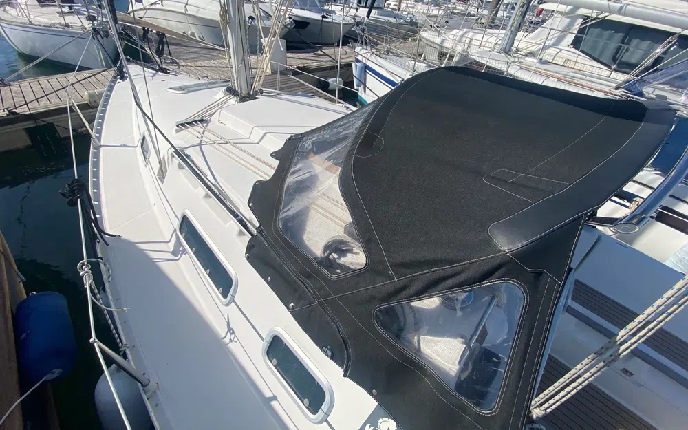slider 6 Beneteau First 265
