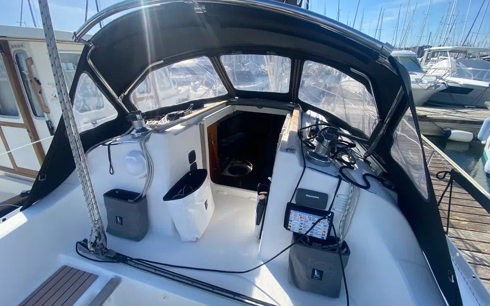 slider 8 Beneteau First 265