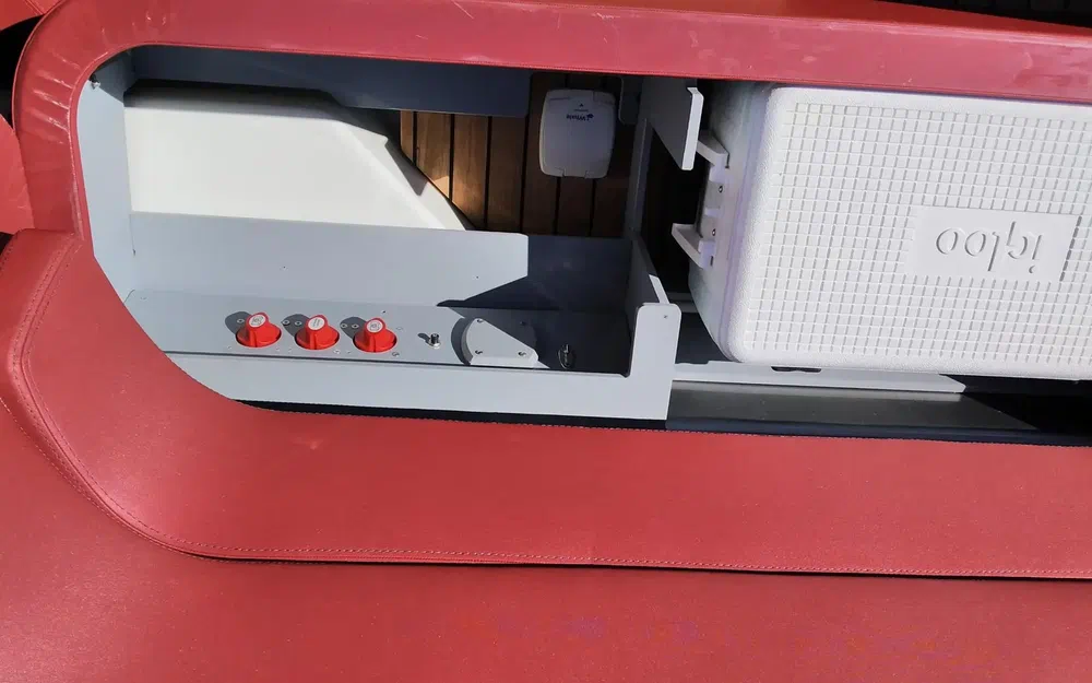 slider 20 Cranchi E 26 Classic