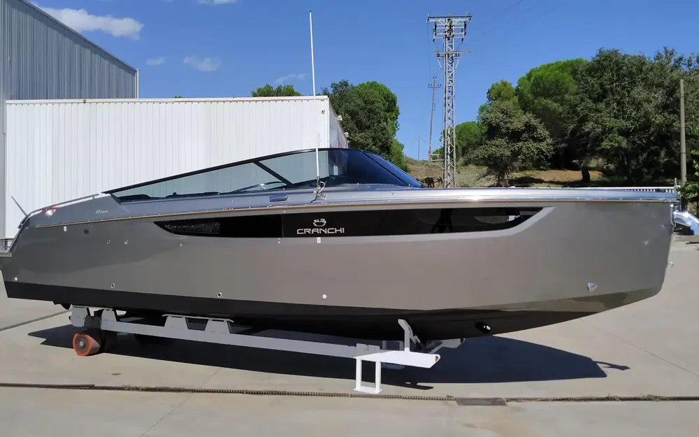 slider 1 Cranchi E 26 Classic