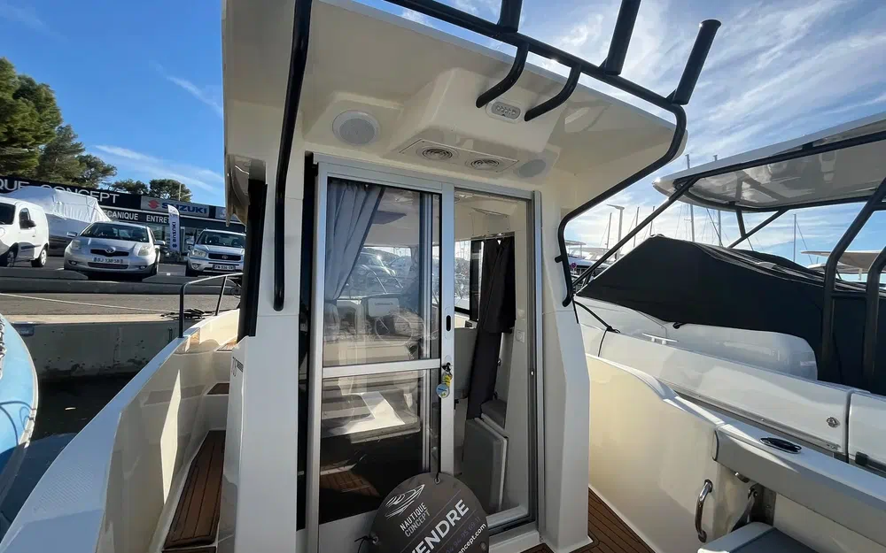 slider 25 Quicksilver Activ 705 Pilothouse
