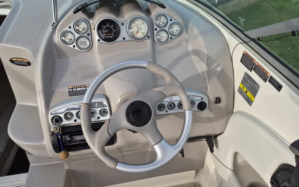 slider 6 Maxum 2400 SC3