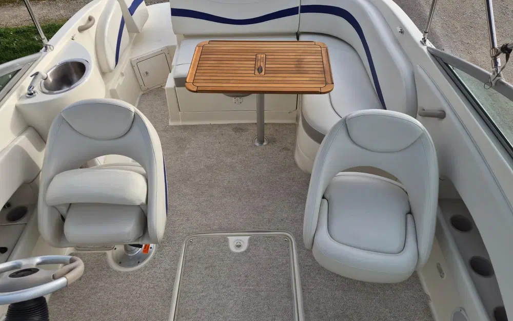 slider 4 Maxum 2400 SC3