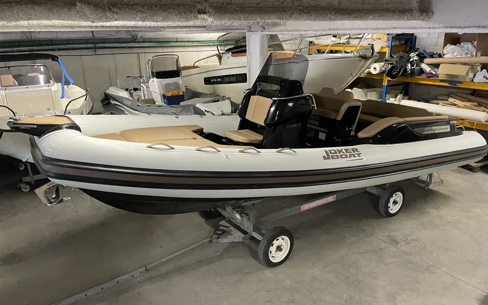slider 2 Joker Boat Clubman 22 Plus