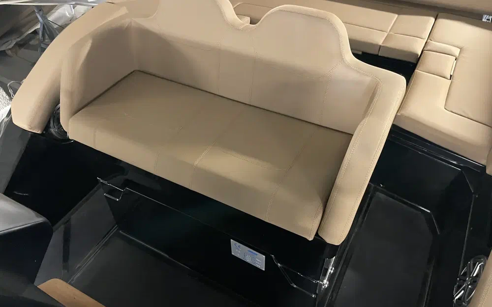 slider 8 Joker Boat Clubman 22 Plus