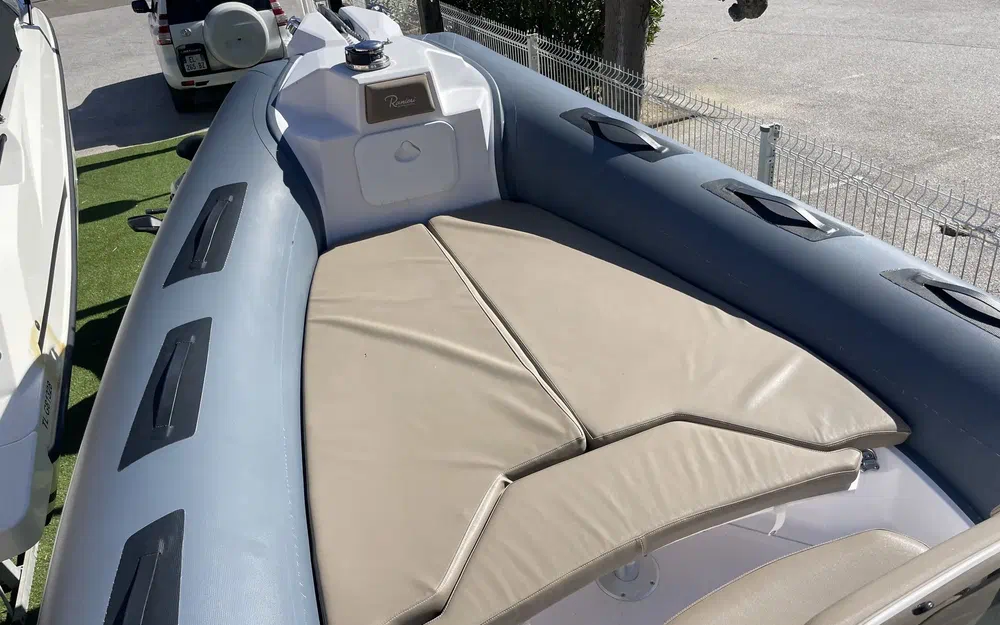 slider 2 Ranieri Cayman 23 Sport