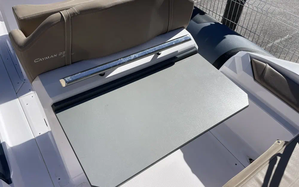 slider 7 Ranieri Cayman 23 Sport