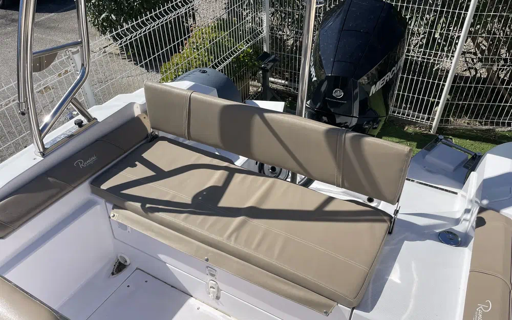 slider 8 Ranieri Cayman 23 Sport